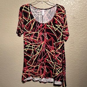 “80’s-like” LuLaRoe Perfect T